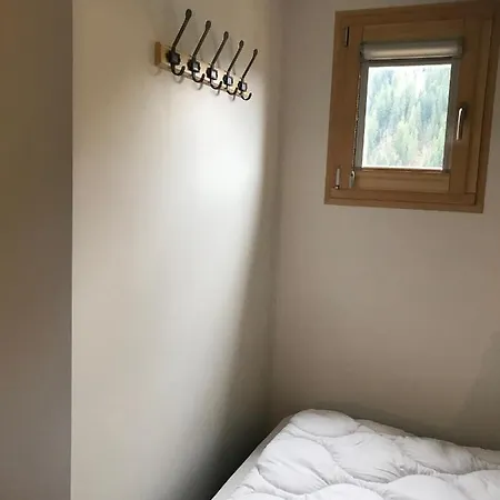 - 2 Pieces Renove - 4 Personnes - Proche Centre - Menage Inclus * Châtel