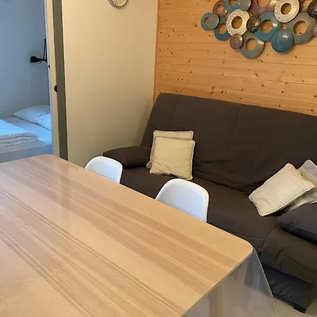2 Pieces - 4 Personnes